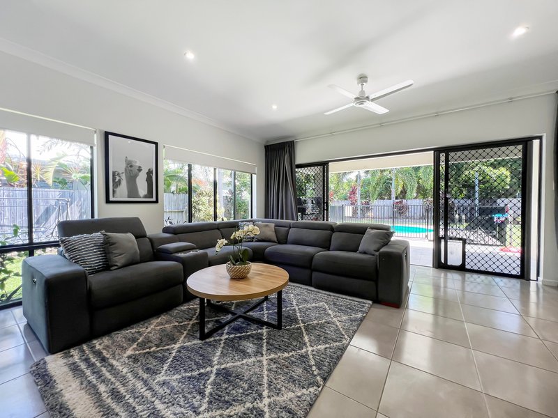 Photo - 38 Seaways Street, Trinity Beach QLD 4879 - Image 7