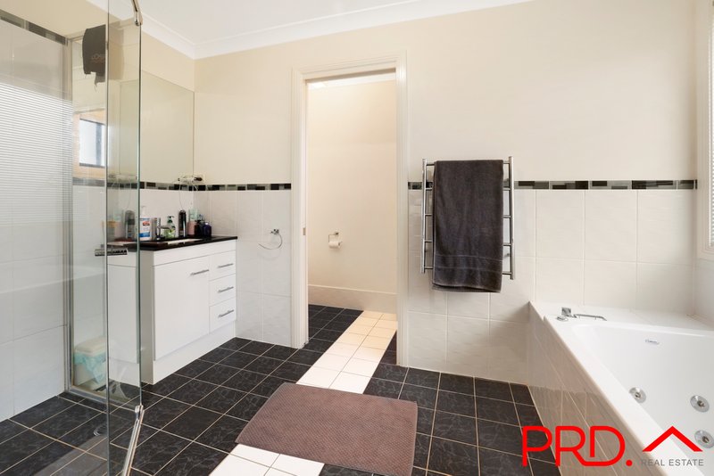 Photo - 38 Sequoia Drive, Tamworth NSW 2340 - Image 6