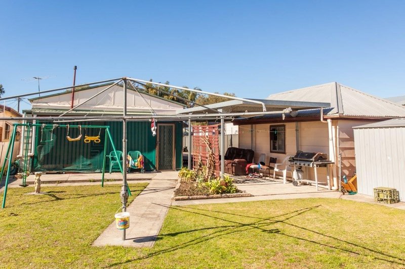 Photo - 38 Shedden Street, Cessnock NSW 2325 - Image 13