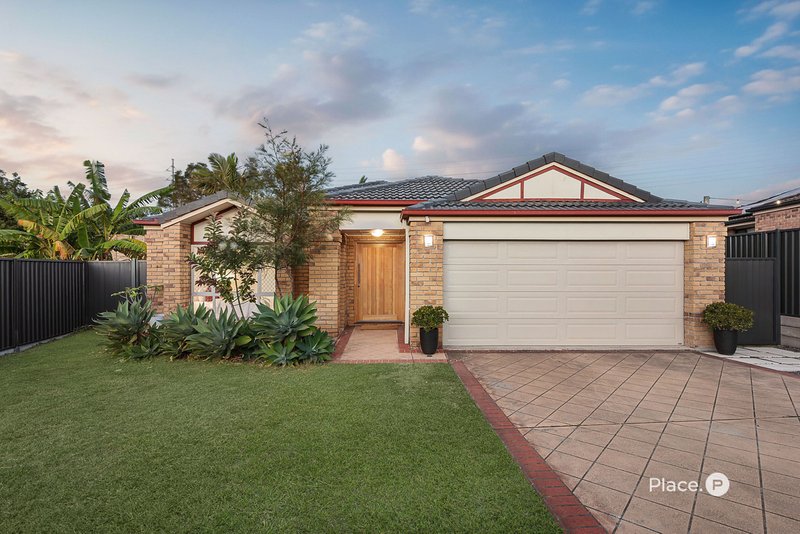 Photo - 38 Silky Oak Crescent, Carindale QLD 4152 - Image 2