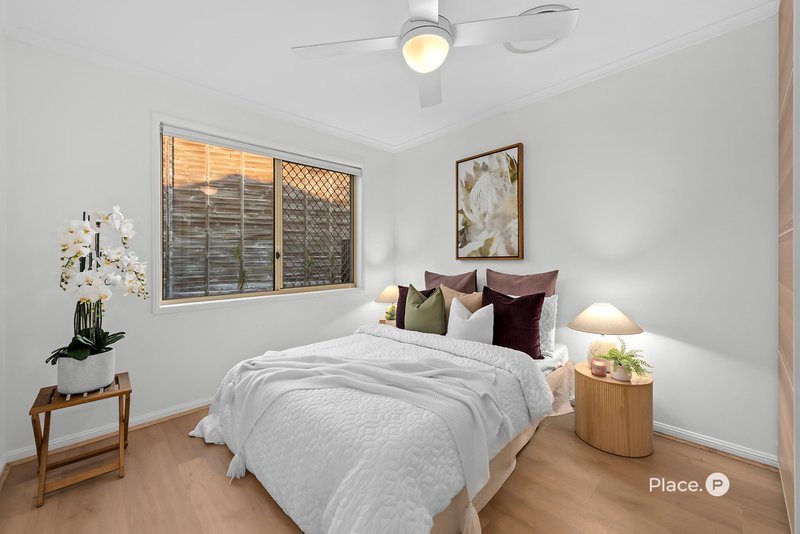 Photo - 38 Silky Oak Crescent, Carindale QLD 4152 - Image 11