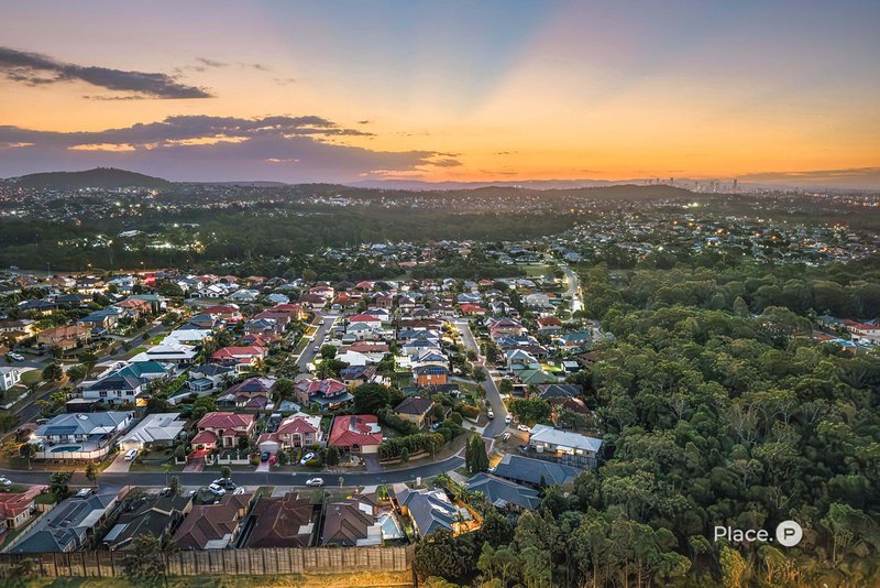 Photo - 38 Silky Oak Crescent, Carindale QLD 4152 - Image 21