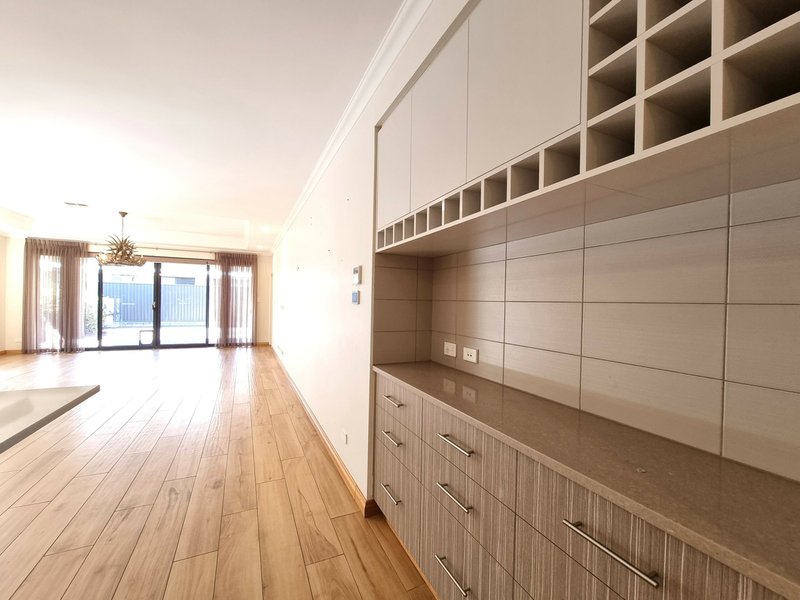 Photo - 38 Silvershot Avenue, Harrisdale WA 6112 - Image 3