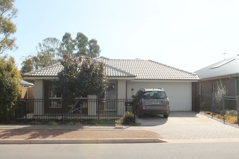 38 Small Crescent, Smithfield Plains SA 5114