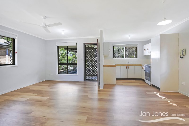 Photo - 38 Sportsground St , Redcliffe QLD 4020 - Image 3