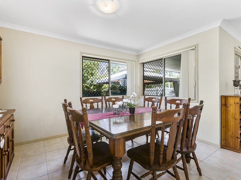 Photo - 38 Spruce Street, Loganlea QLD 4131 - Image 5