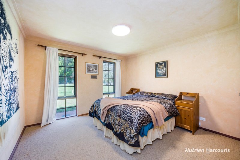 Photo - 38 St Andrews Court, Woodridge WA 6041 - Image 16