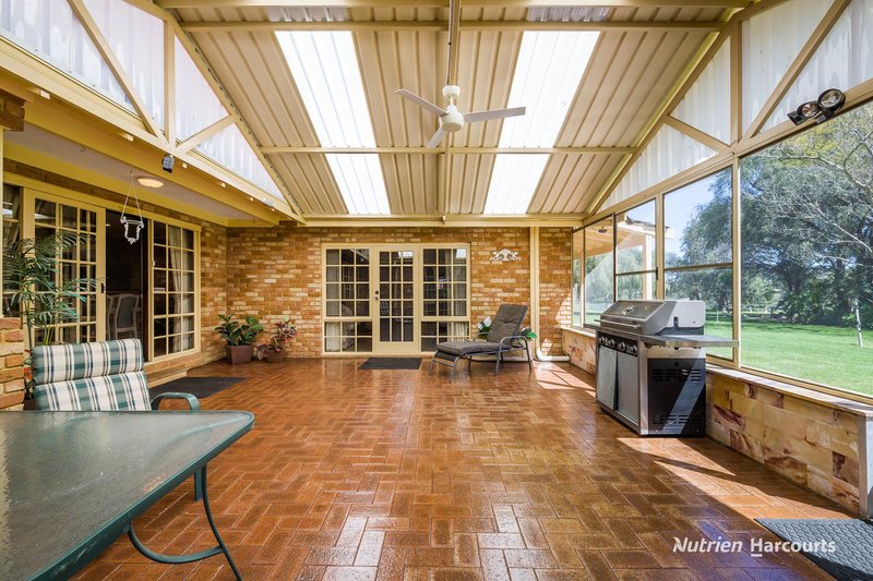 Photo - 38 St Andrews Court, Woodridge WA 6041 - Image 21