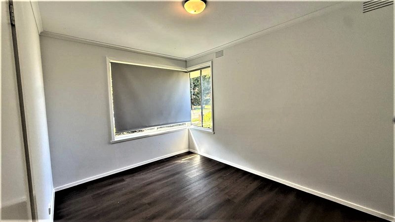 Photo - 38 St John'S Avenue, Springvale VIC 3171 - Image 3