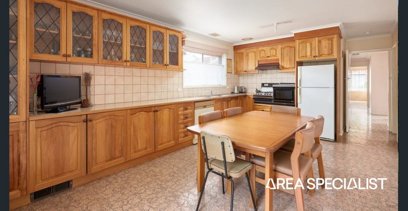 Photo - 38 St Johns Avenue, Springvale VIC 3171 - Image 3