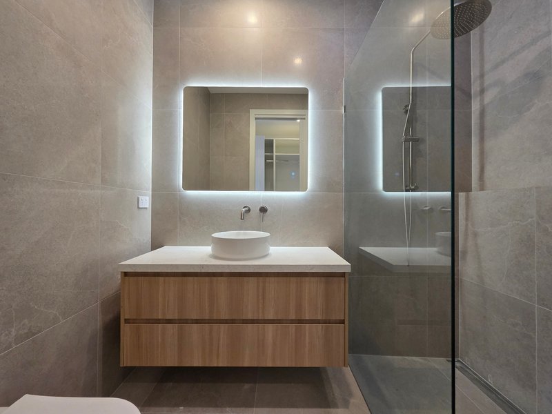 Photo - 38 Stamford Road, Oakleigh VIC 3166 - Image 7