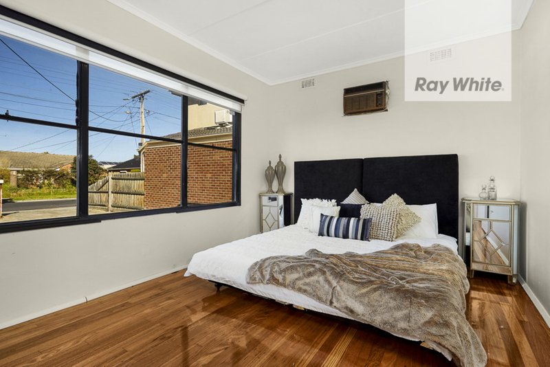 Photo - 38 Stanhope Street, Broadmeadows VIC 3047 - Image 5