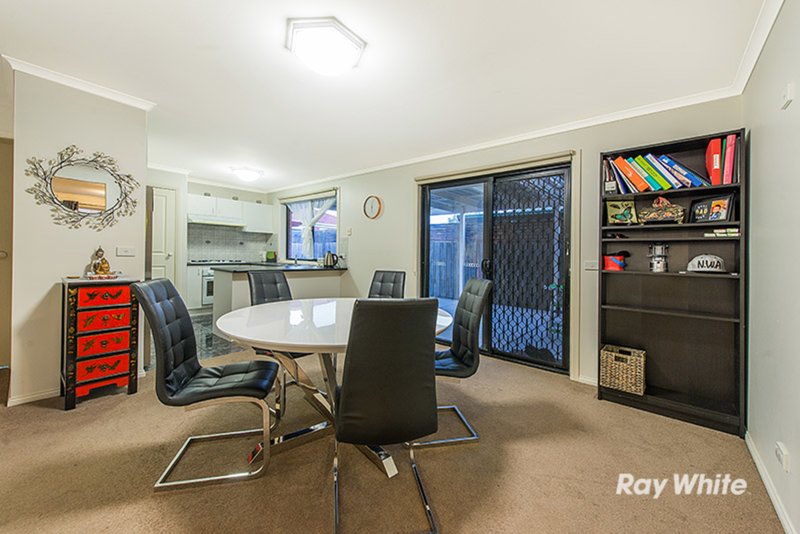 Photo - 38 Stephellen Way, Cranbourne West VIC 3977 - Image 3