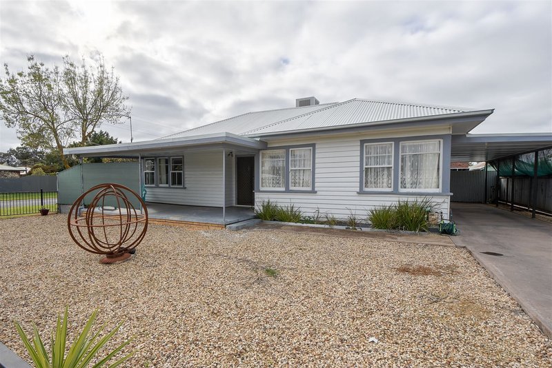 38 Stewart Street, Horsham VIC 3400