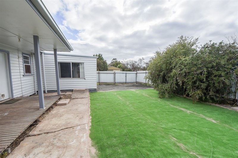 Photo - 38 Stewart Street, Horsham VIC 3400 - Image 12