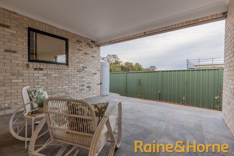 Photo - 38 Sunningdale Close, Dubbo NSW 2830 - Image 25