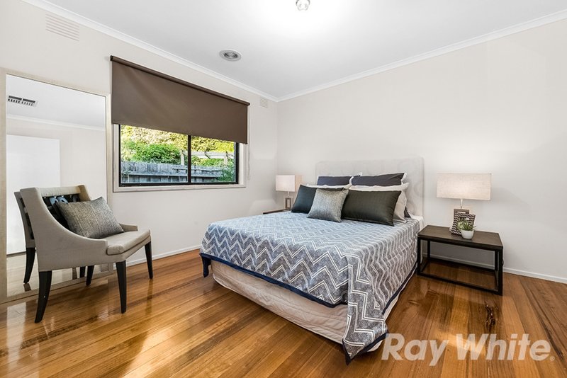 Photo - 38 Sunrise Drive, Mulgrave VIC 3170 - Image 7