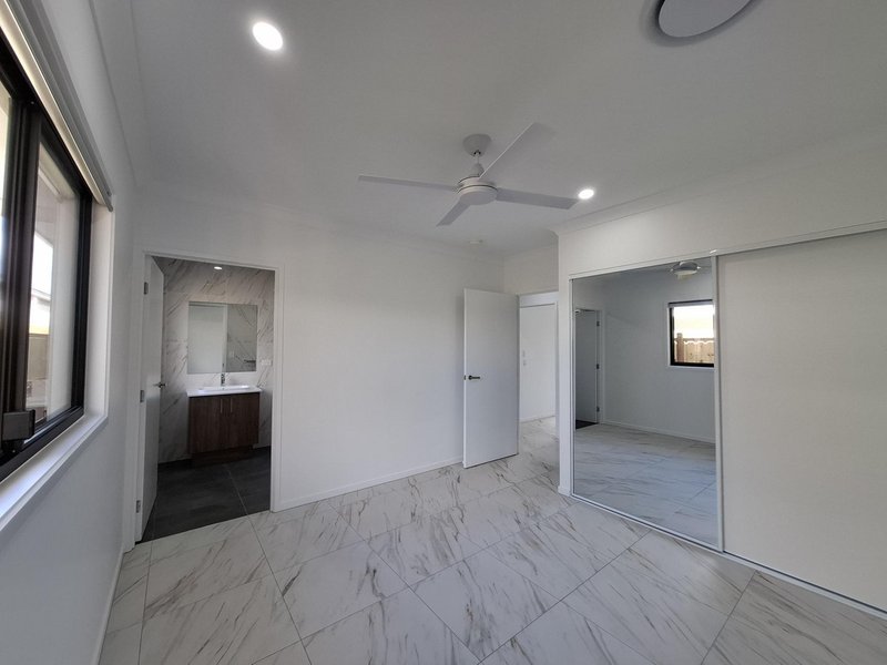 Photo - 38 Tablelands Crescent, Banya QLD 4551 - Image 8