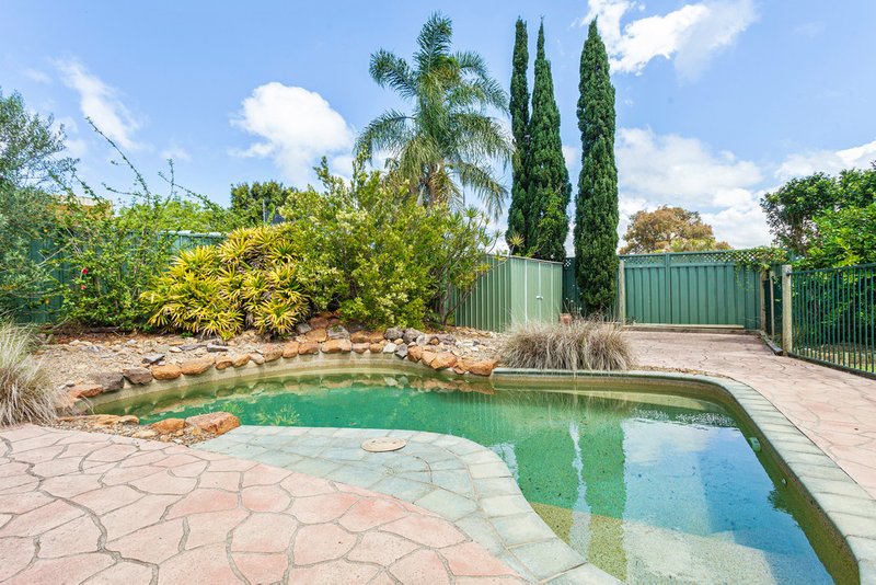 Photo - 38 Tarra Crescent, Oak Flats NSW 2529 - Image 2