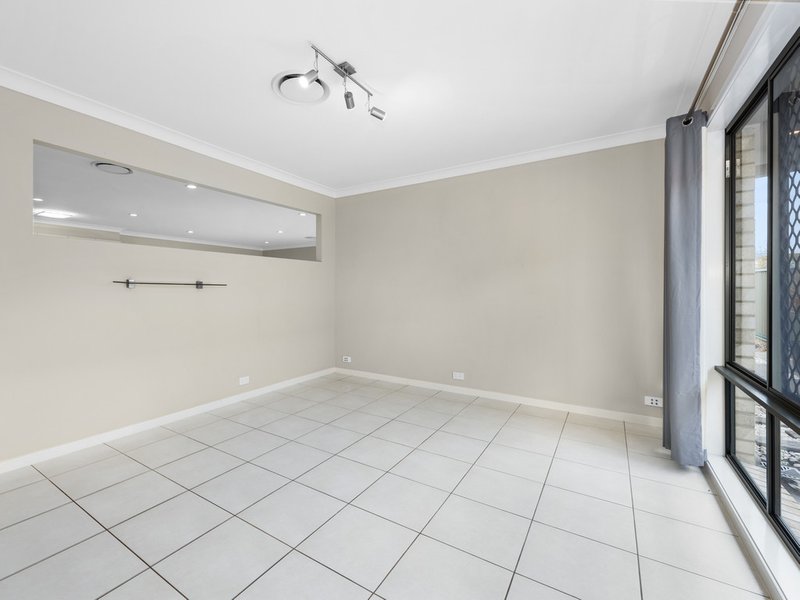 Photo - 38 Tarragon Parade, Griffin QLD 4503 - Image 7