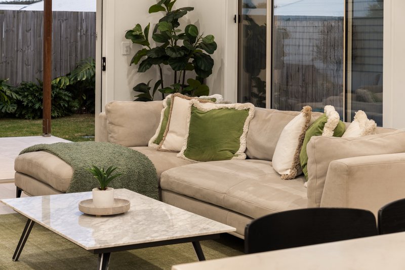 Photo - 38 Tauton Way, Redland Bay QLD 4165 - Image 10