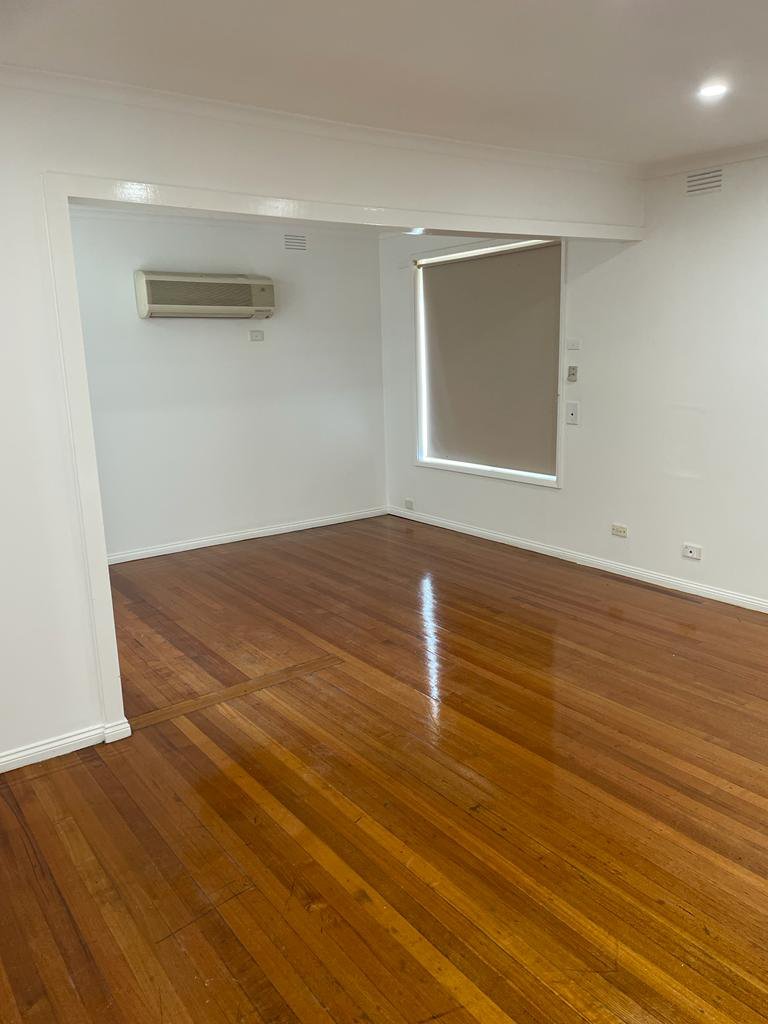 Photo - 38 Teal Crescent, Lalor VIC 3075 - Image 3