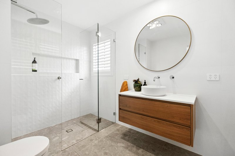 Photo - 38 Tennyson Road, Cromer NSW 2099 - Image 14