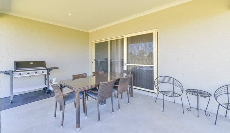 Photo - 38 The Grange, Tamworth NSW 2340 - Image 13