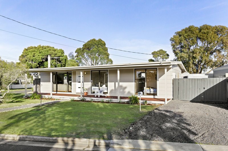 38 Thomson Boulevard, St Leonards VIC 3223