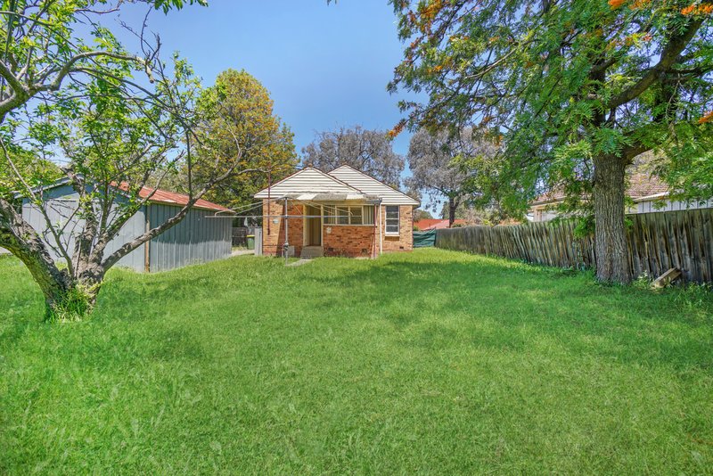 Photo - 38 Tobruk Avenue, Heidelberg West VIC 3081 - Image 8