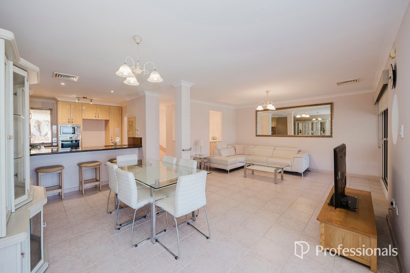 Photo - 3/8 Toulon Circle, Mindarie WA 6030 - Image 7