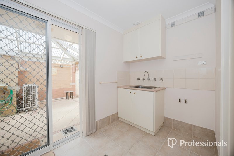 Photo - 3/8 Toulon Circle, Mindarie WA 6030 - Image 17