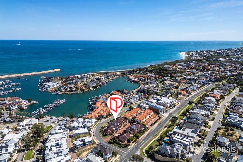 Photo - 3/8 Toulon Circle, Mindarie WA 6030 - Image 32