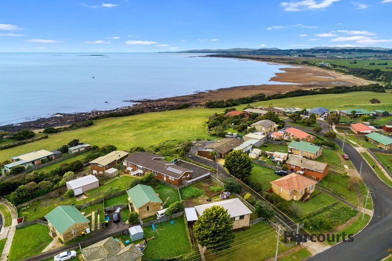 Photo - 38 Triton Road, East Devonport TAS 7310 - Image 4