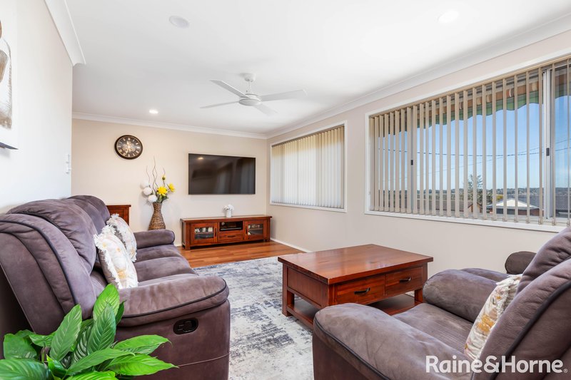 Photo - 38 Tulloch Avenue, Maryland NSW 2287 - Image 4