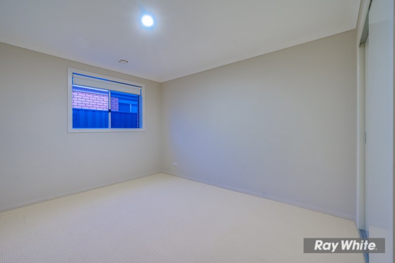 Photo - 38 Tyler Cres , Tarneit VIC 3029 - Image 6