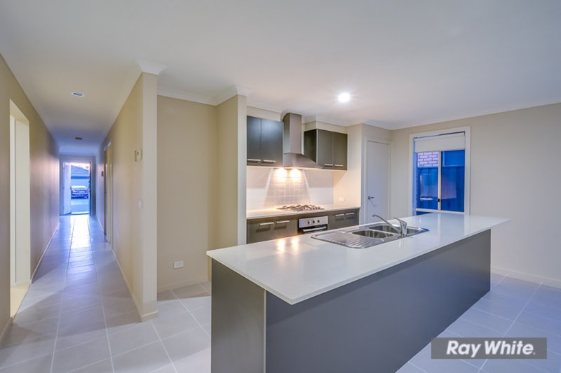 Photo - 38 Tyler Cres , Tarneit VIC 3029 - Image 11