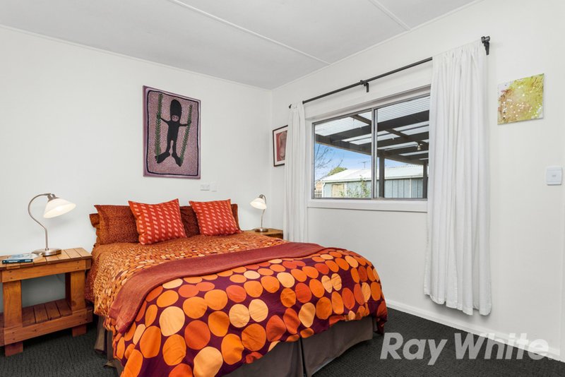 Photo - 38 Tyrrell Crescent, Fawkner VIC 3060 - Image 5