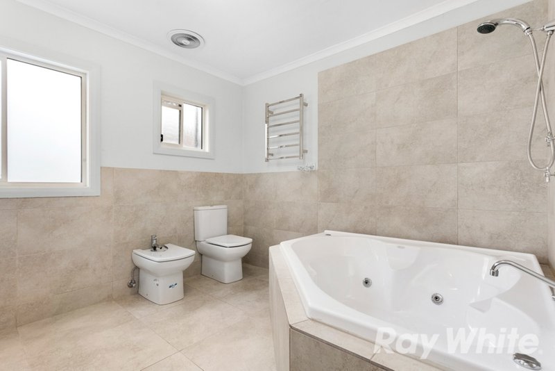 Photo - 38 Tyrrell Crescent, Fawkner VIC 3060 - Image 7