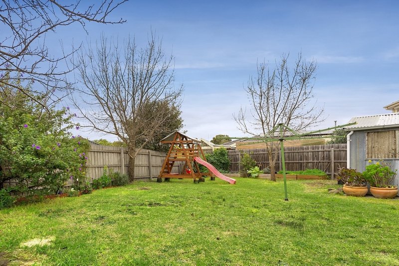 Photo - 38 Tyrrell Crescent, Fawkner VIC 3060 - Image 10