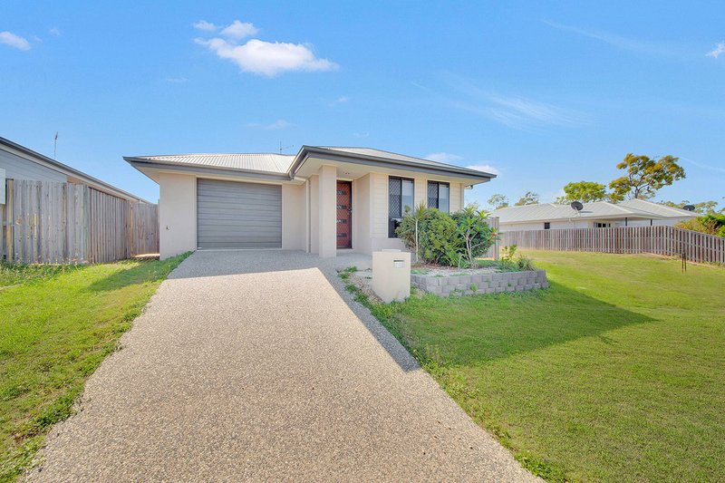 Photo - 38 Valhalla Street, Clinton QLD 4680 - Image 14