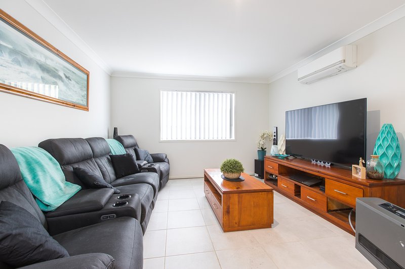 Photo - 38 Viola Place, Edgeworth NSW 2285 - Image 6