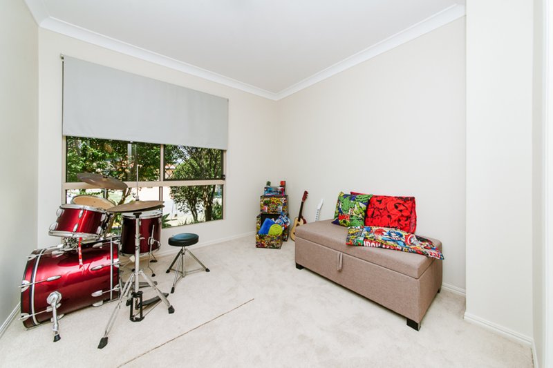 Photo - 38 Voyagers Drive, Banksia Beach QLD 4507 - Image 10