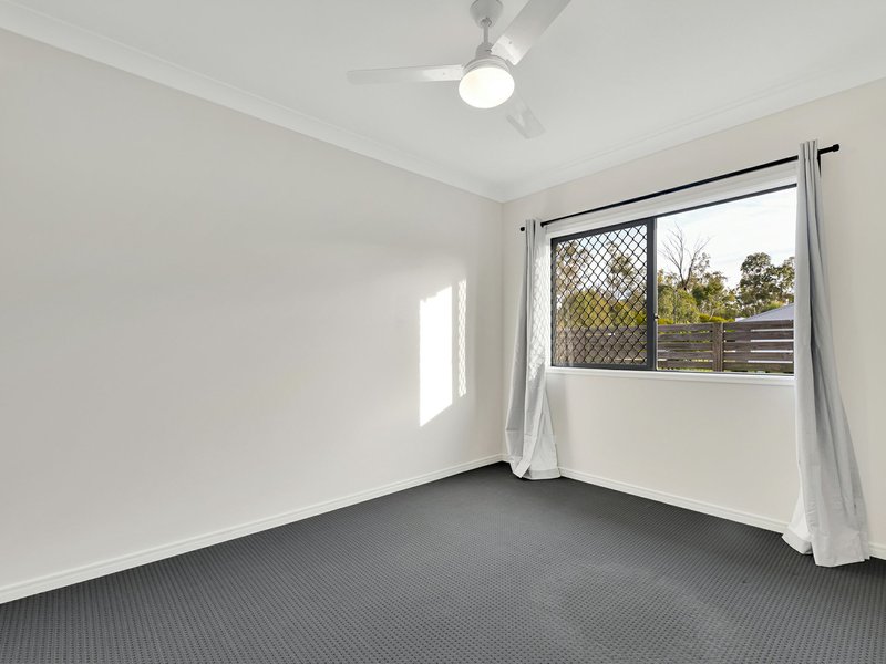Photo - 38 Walker Circuit, Flagstone QLD 4280 - Image 8