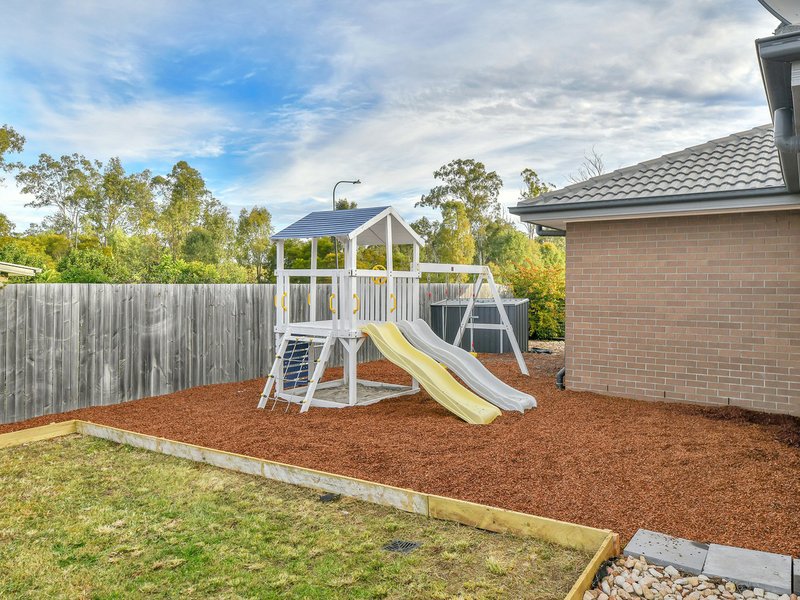 Photo - 38 Walker Circuit, Flagstone QLD 4280 - Image 13