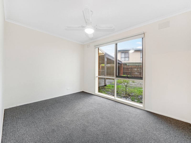 Photo - 38 Wallace Road, Cranbourne VIC 3977 - Image 12