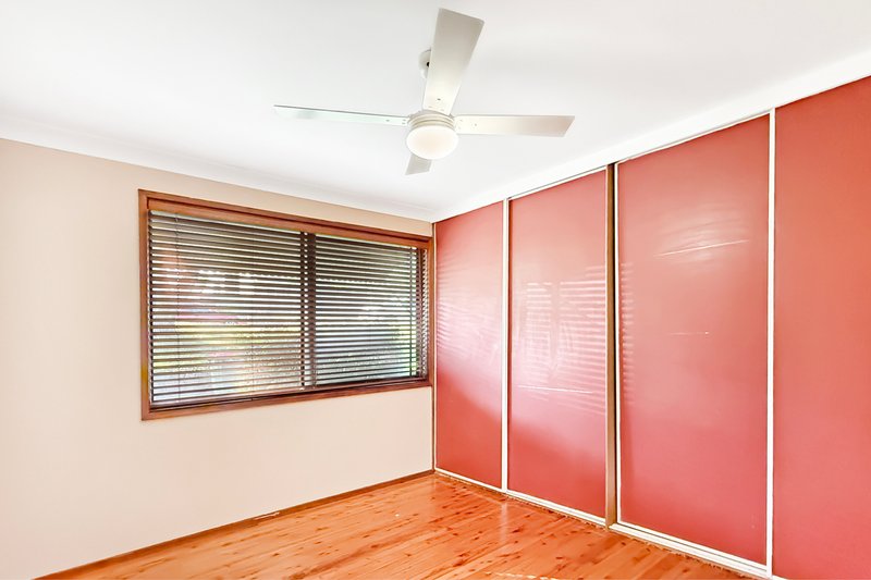 Photo - 38 Walumbi Avenue, Tingira Heights NSW 2290 - Image 5