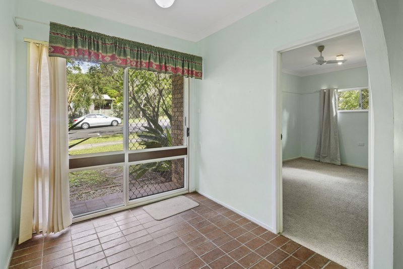 Photo - 38 Waterfall Road, Nambour QLD 4560 - Image 4