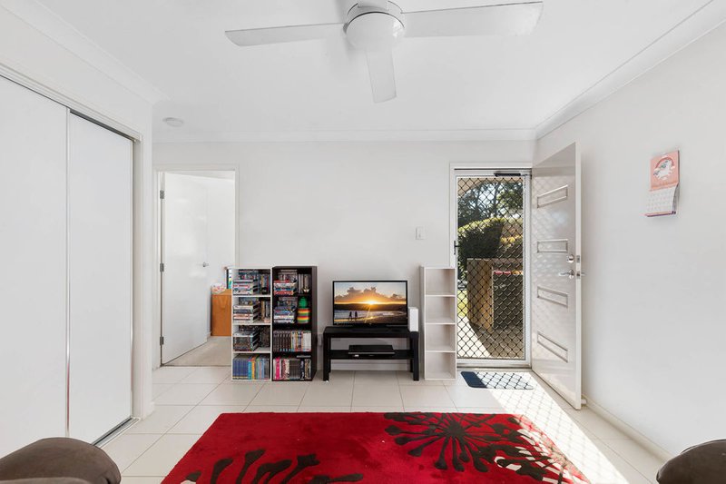 Photo - 38 Wellington Road, Murrumba Downs QLD 4503 - Image 6