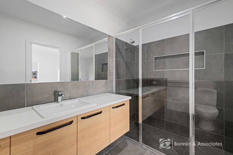 Photo - 38 Westacott Crescent, Baranduda VIC 3691 - Image 6